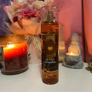 Bath & Body Works Glazed Pumpkin Fragrance Mist - Orange and Gold